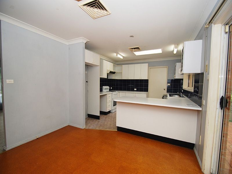4 Aquarius Cl, Kincumber NSW 2251