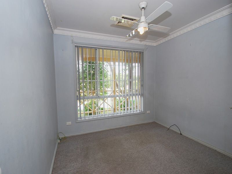 4 Aquarius Cl, Kincumber NSW 2251