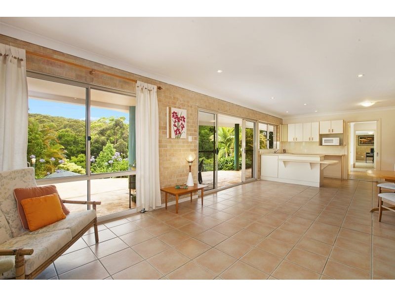 737 The Scenic Rd, Macmasters Beach NSW 2251
