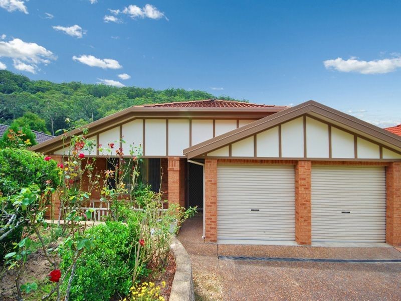 8 Wixstead Cl, Point Clare NSW 2250