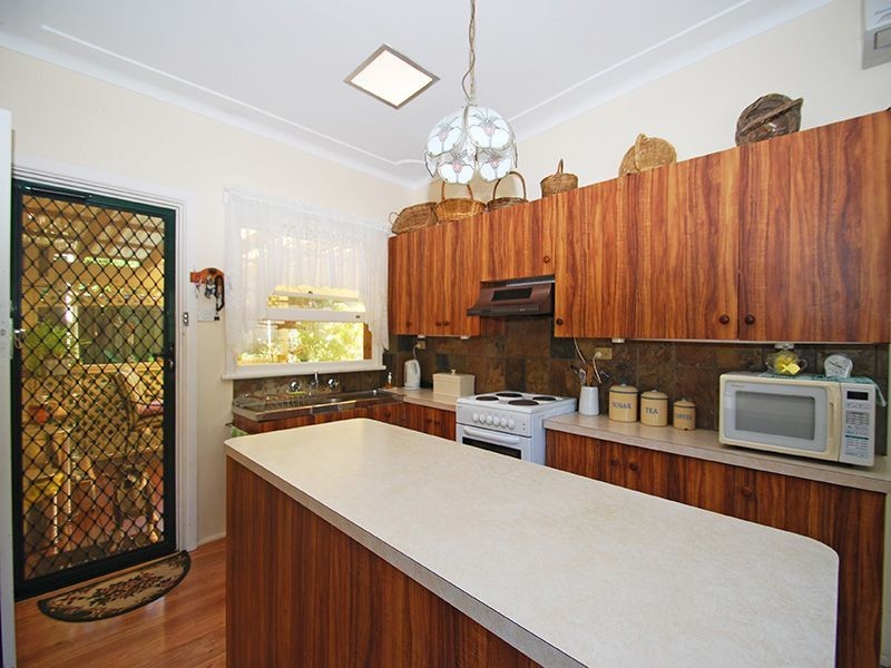 4 Colin Street, Saratoga NSW 2251