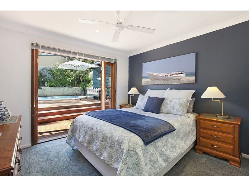 284 Avoca Drive, Green Point NSW 2251