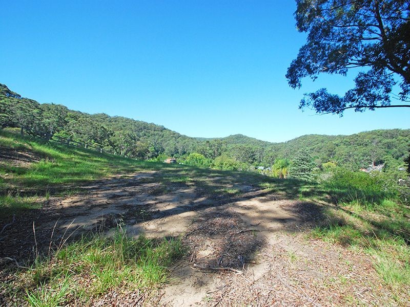 426 Avoca Dr, Green Point NSW 2251