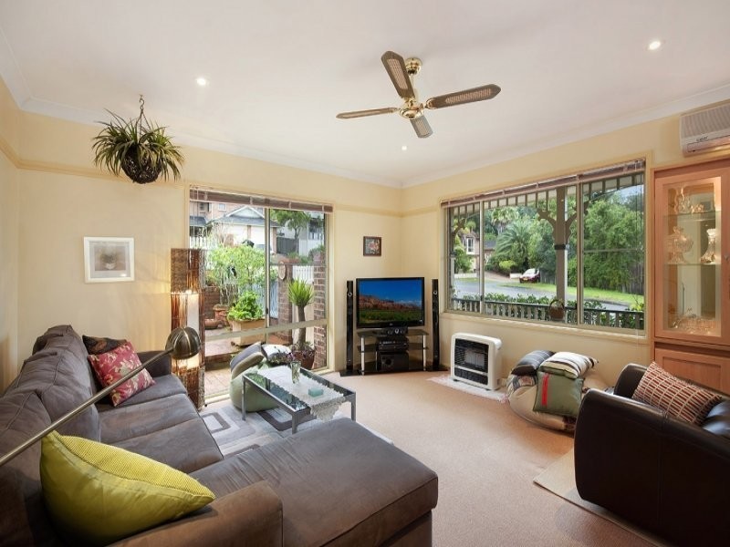 1/37 Kookaburra St, Kincumber NSW 2251