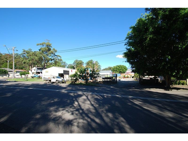 30 Empire Bay Dr, Kincumber NSW 2251