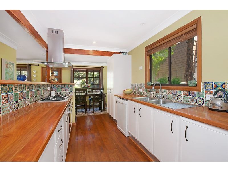 24 Water St, Kincumber NSW 2251