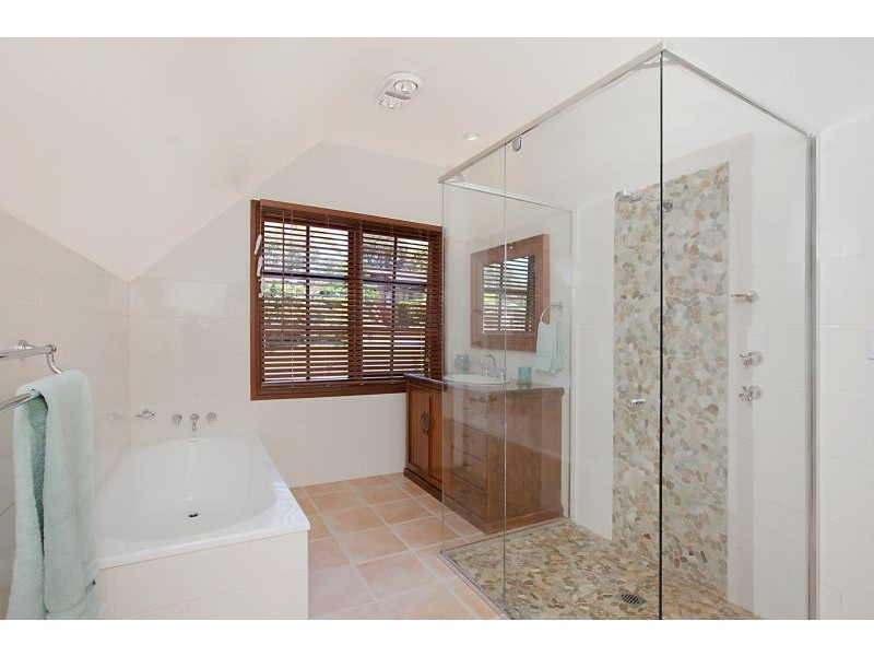 24 Water St, Kincumber NSW 2251