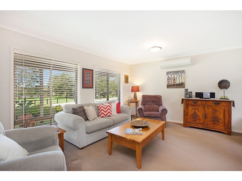 106 Henderson Rd, Saratoga NSW 2251