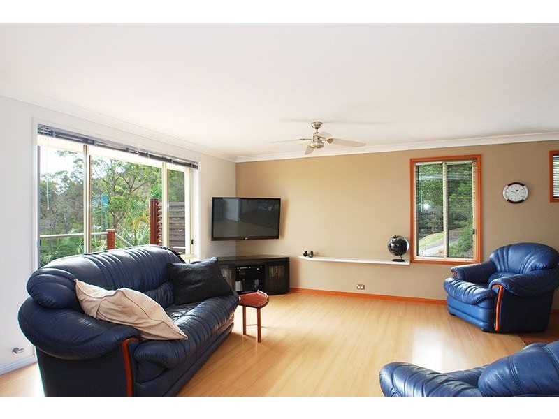 94 Henderson Rd, Saratoga NSW 2251