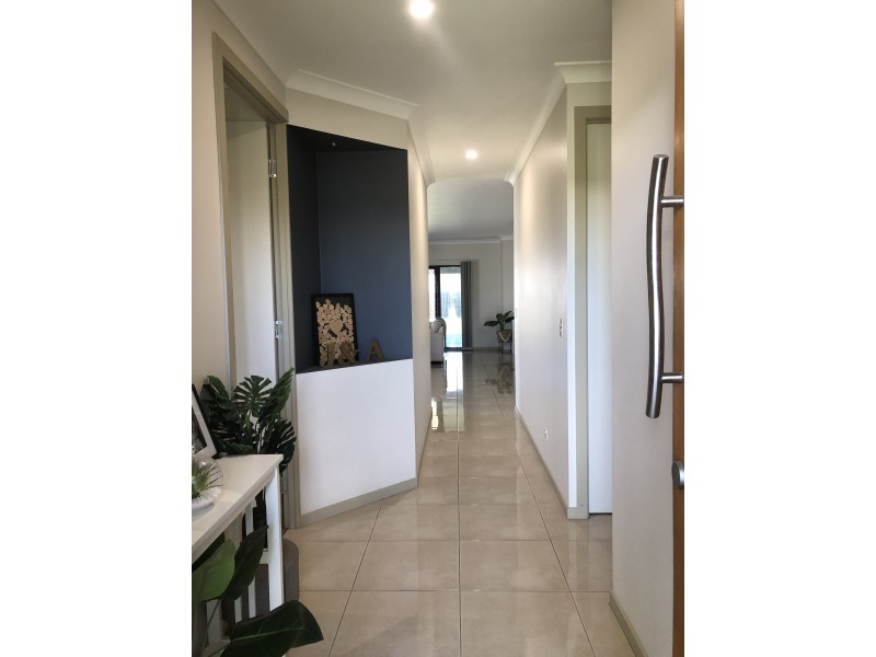 13 Ashton Place, Ooralea QLD 4740