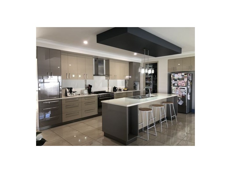 13 Ashton Place, Ooralea QLD 4740
