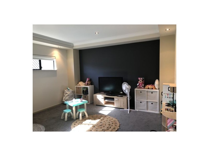 13 Ashton Place, Ooralea QLD 4740
