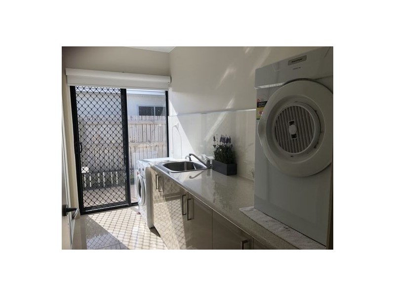 13 Ashton Place, Ooralea QLD 4740