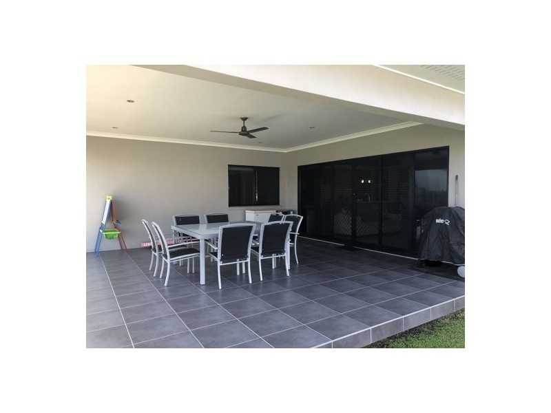 13 Ashton Place, Ooralea QLD 4740