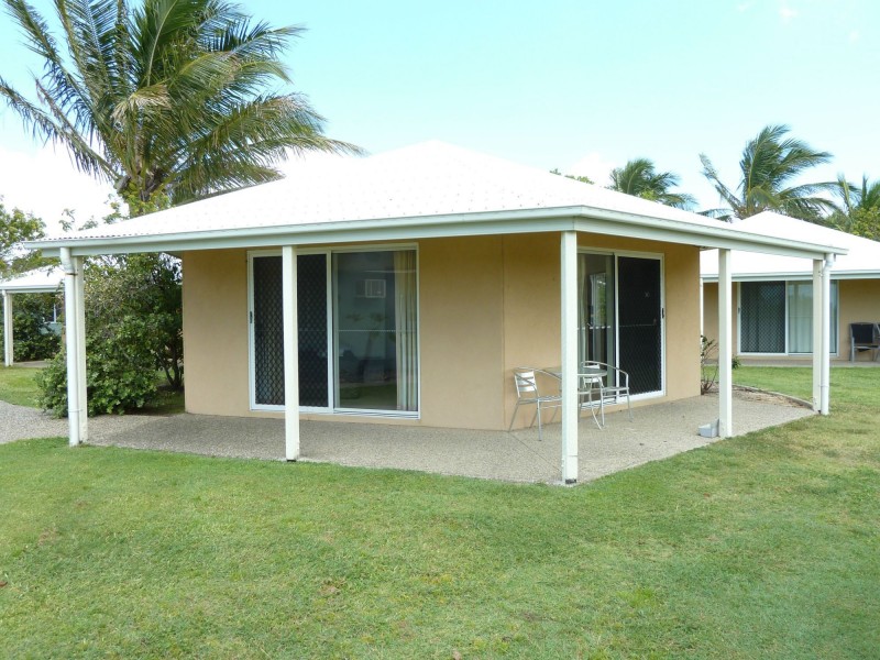 Unit 2/73 Illawong Drive, East Mackay QLD 4740