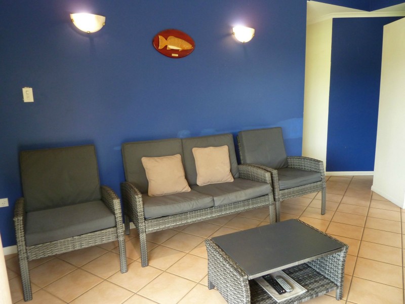 Unit 2/73 Illawong Drive, East Mackay QLD 4740