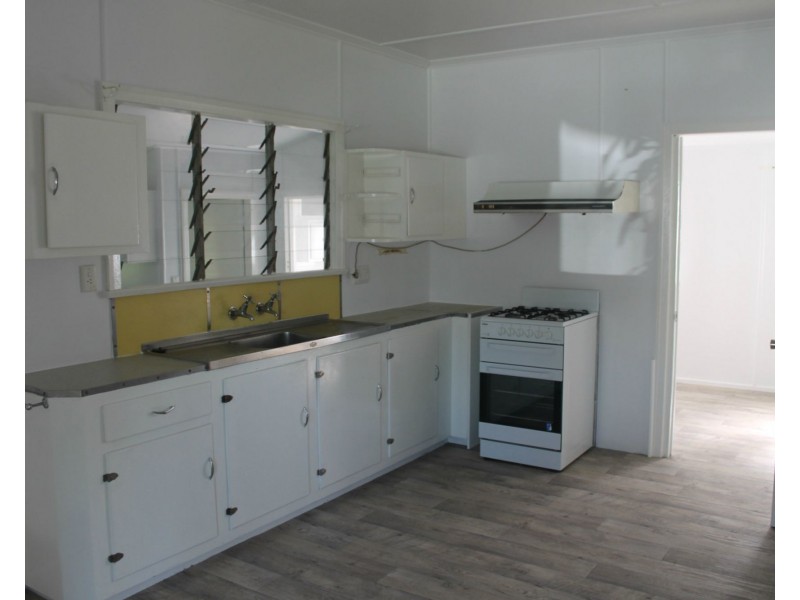 85 Canberra Street, North Mackay QLD 4740