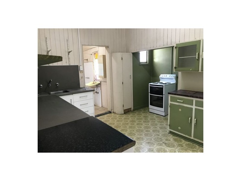 66 Carlyle Street, Mackay QLD 4740