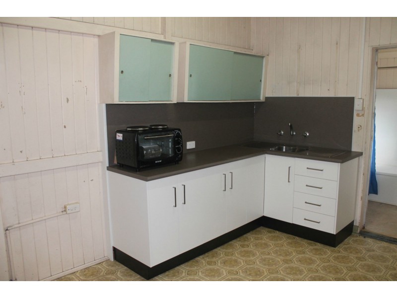 66 Carlyle Street, Mackay QLD 4740