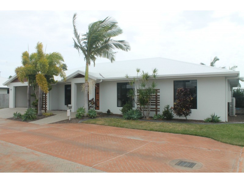 16 Seafarer Court, Blacks Beach QLD 4740