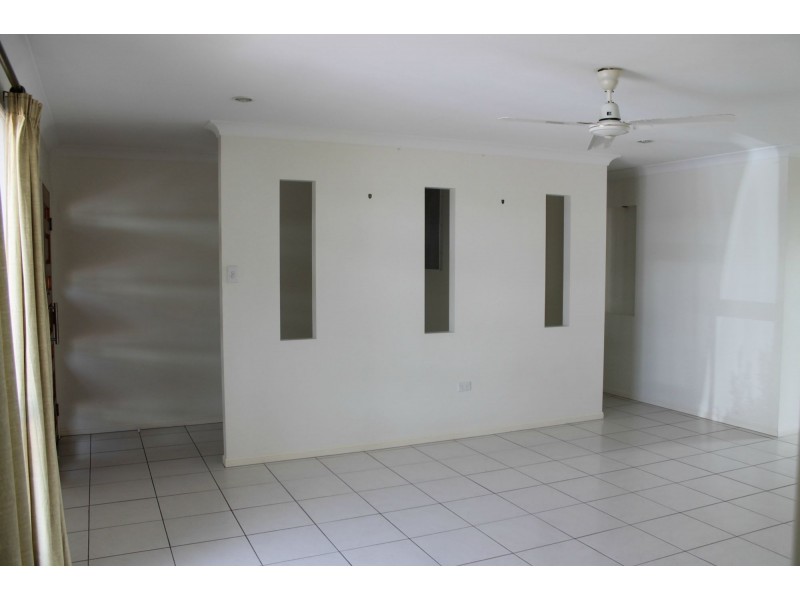 16 Seafarer Court, Blacks Beach QLD 4740