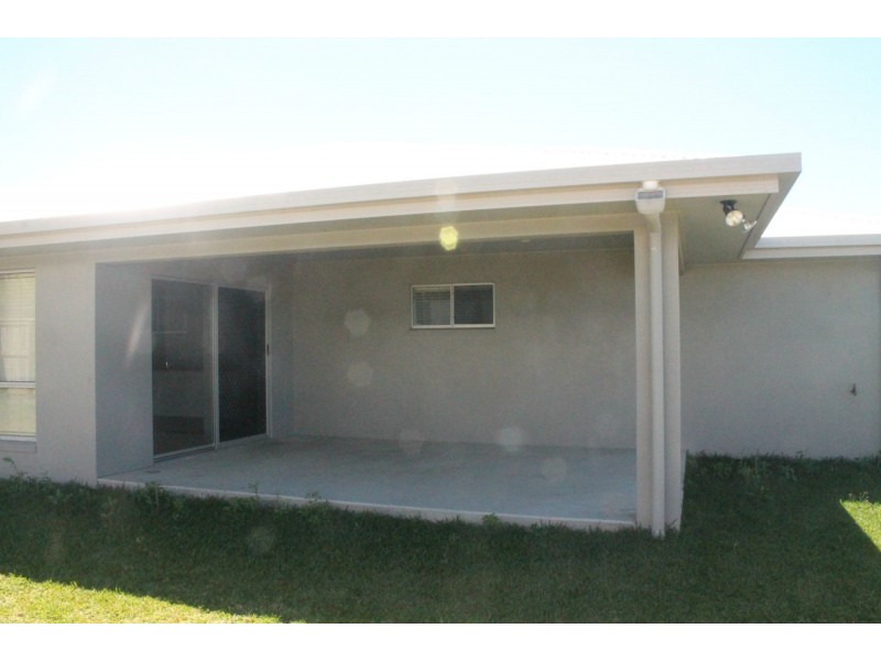 15 Clive Court, Beaconsfield QLD 4740