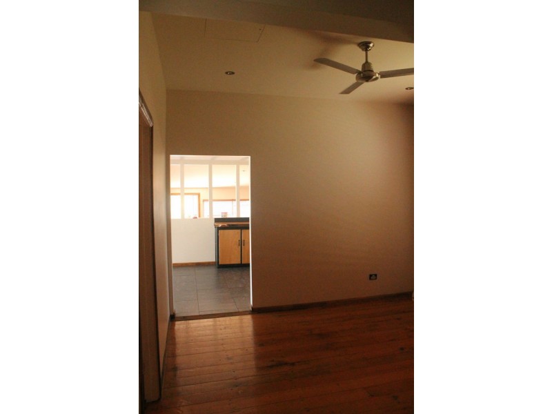 9 Campbell Street, Andergrove QLD 4740