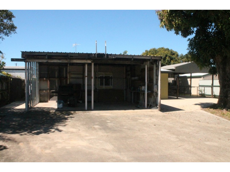 9 Campbell Street, Andergrove QLD 4740