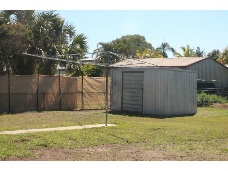 13 Downing Street, Ooralea QLD 4740