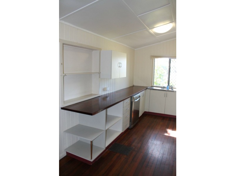 4 Hicks Street, North Mackay QLD 4740