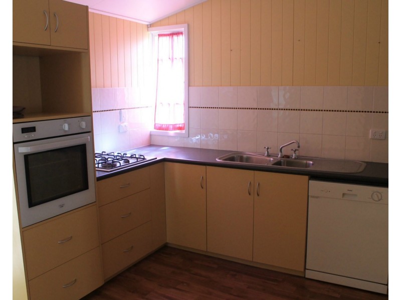1/3 Pratt Street, Mackay QLD 4740