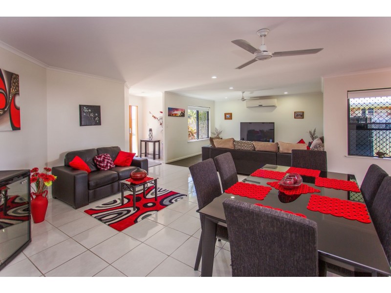 6 Woodroffe Place, Glenella QLD 4740