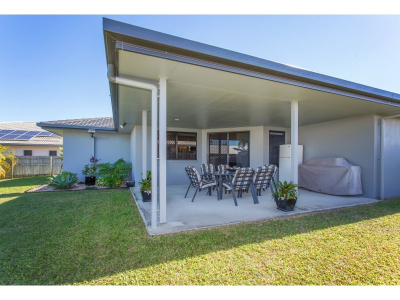 6 Woodroffe Place, Glenella QLD 4740