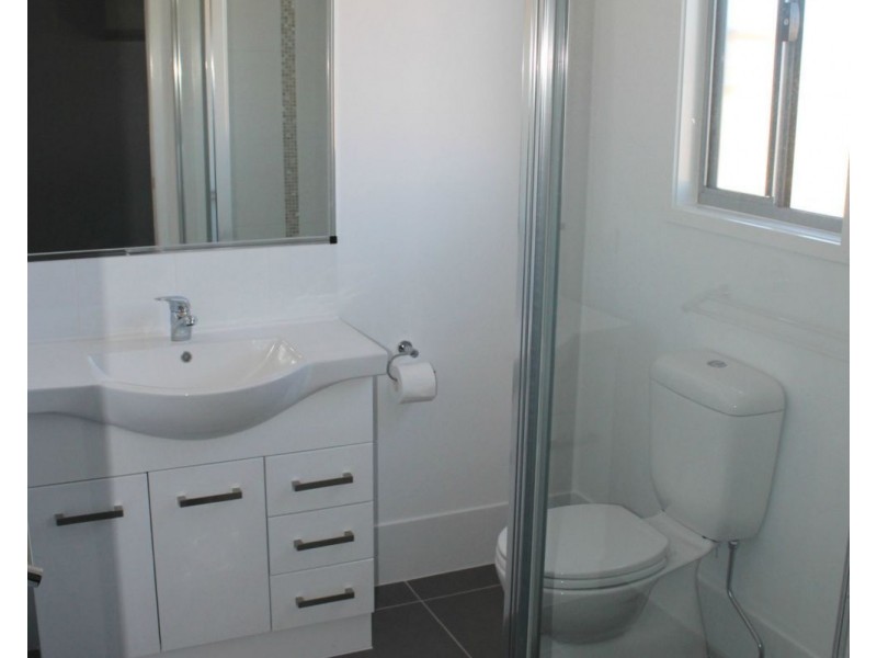 2/31 Primavera Boulevard, Beaconsfield QLD 4740