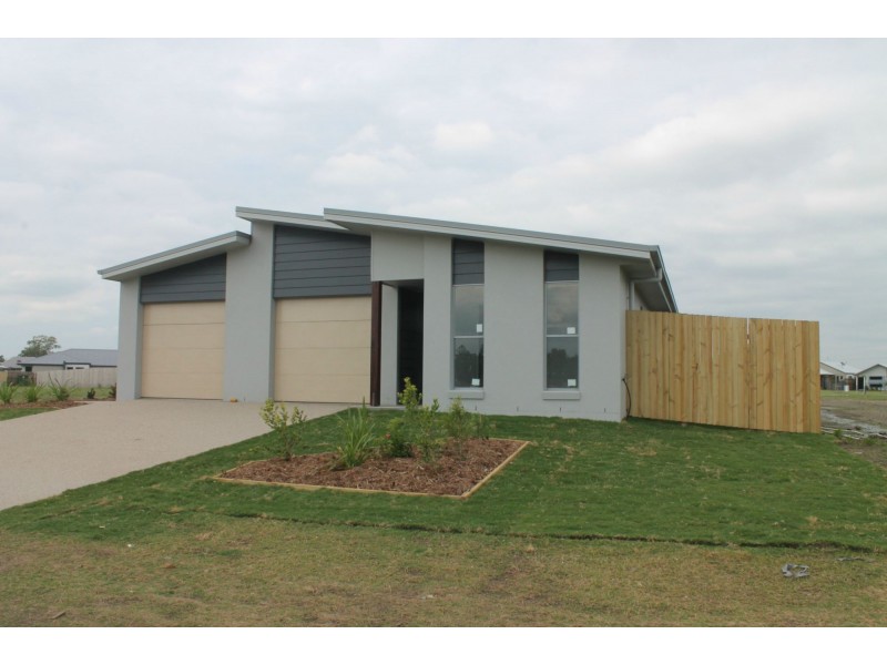 1/31 Primavera Boulevard, Beaconsfield QLD 4740