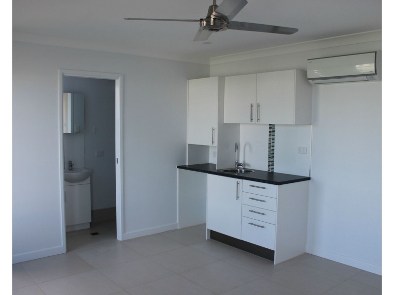 17 Cordia Street, Rural View QLD 4740