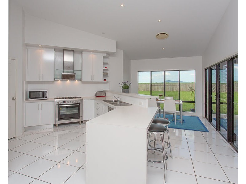 51 Clive Rogers Drive, Mirani QLD 4754