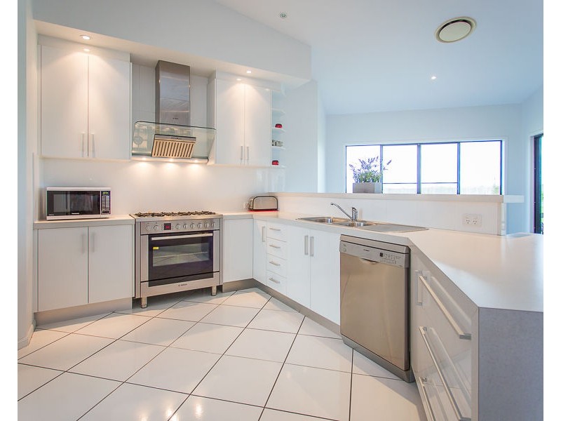 51 Clive Rogers Drive, Mirani QLD 4754