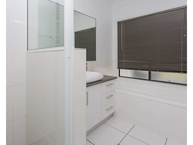 51 Clive Rogers Drive, Mirani QLD 4754