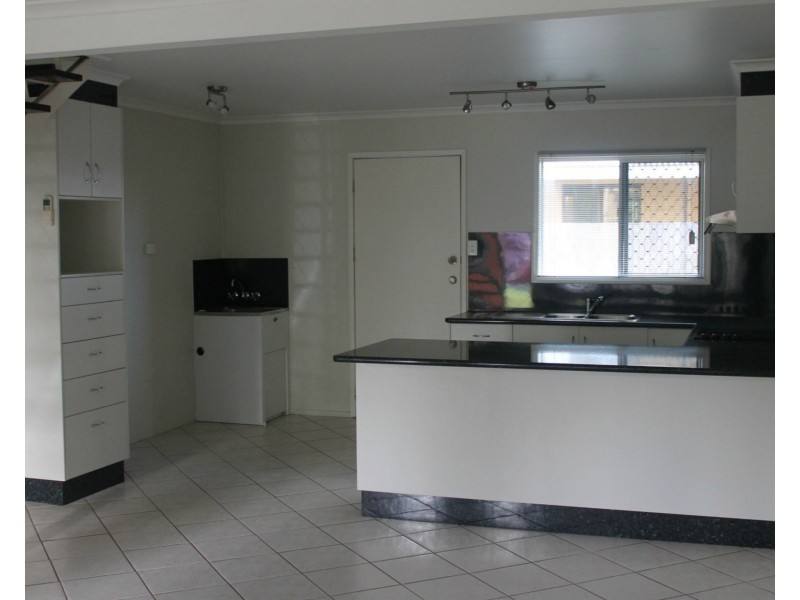 2/38 Hamilton Street, North Mackay QLD 4740