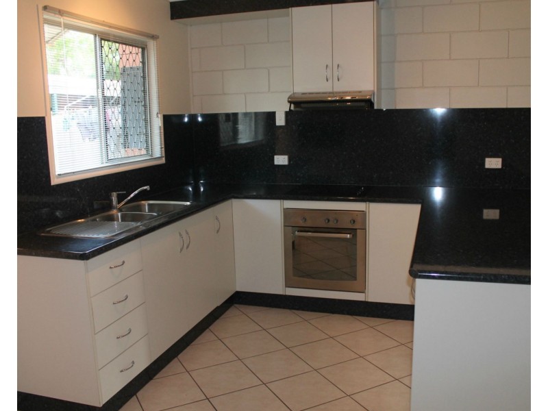 2/38 Hamilton Street, North Mackay QLD 4740