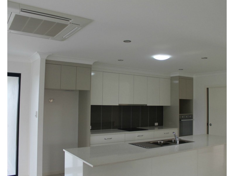 37 Tamron Drive, Mount Pleasant QLD 4740