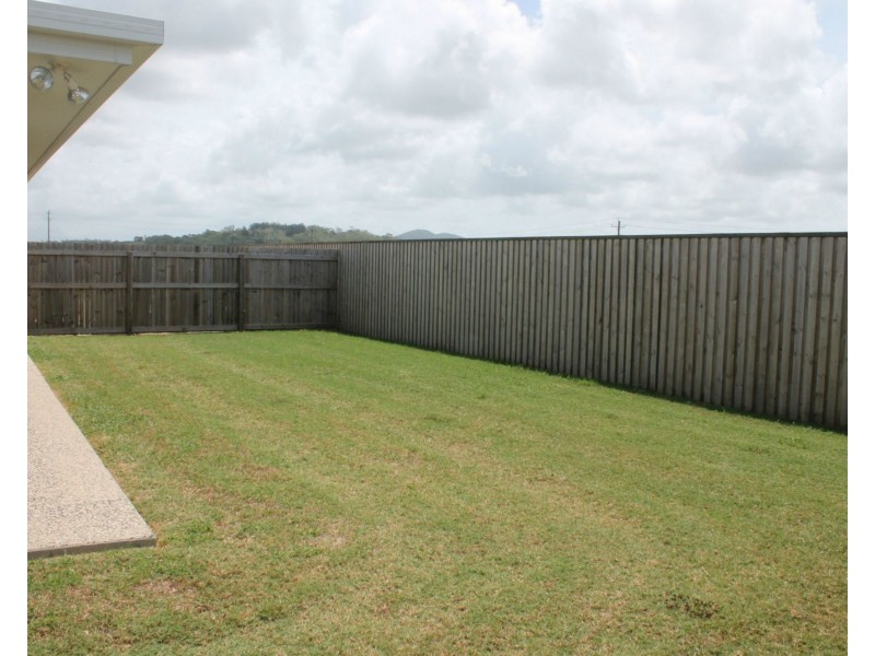 37 Tamron Drive, Mount Pleasant QLD 4740