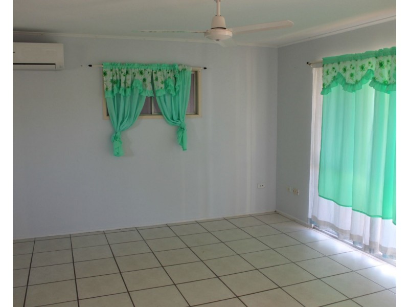 9 Pharlap Parade, Ooralea QLD 4740