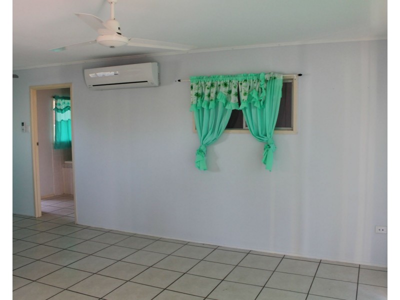 9 Pharlap Parade, Ooralea QLD 4740