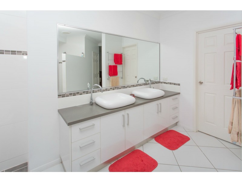51 Clive Rogers Drive, Mirani QLD 4754