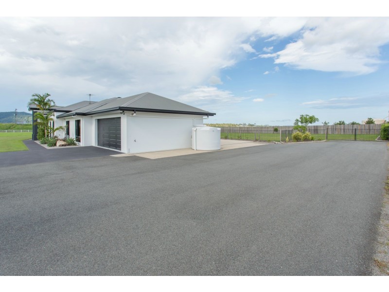 51 Clive Rogers Drive, Mirani QLD 4754