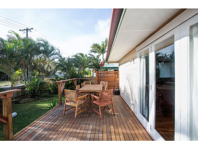 11 Parker Street, South Mackay QLD 4740