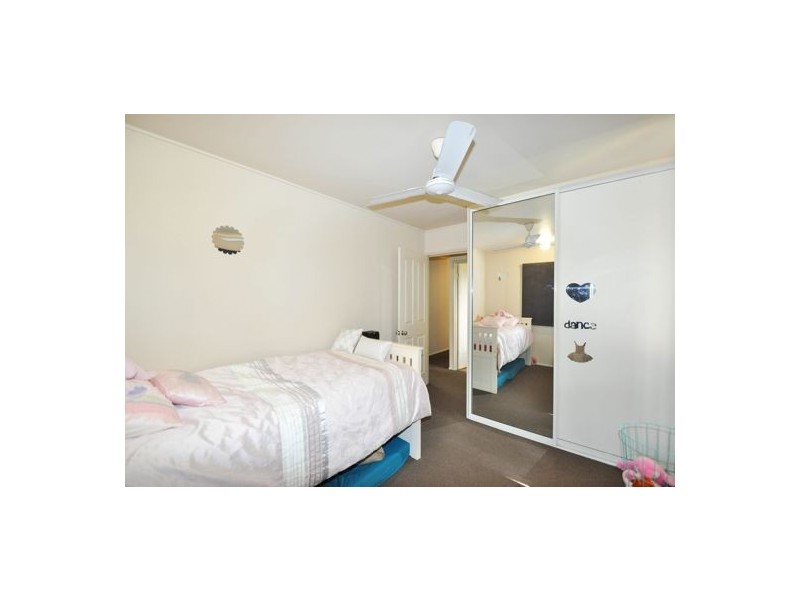 24 Leahy Street, Beaconsfield QLD 4740