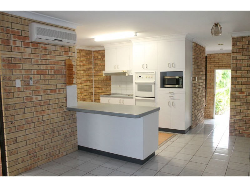 18 Elva Court, Glenella QLD 4740